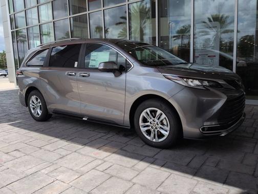 Heavy Metal 2026 Toyota Sienna Limited