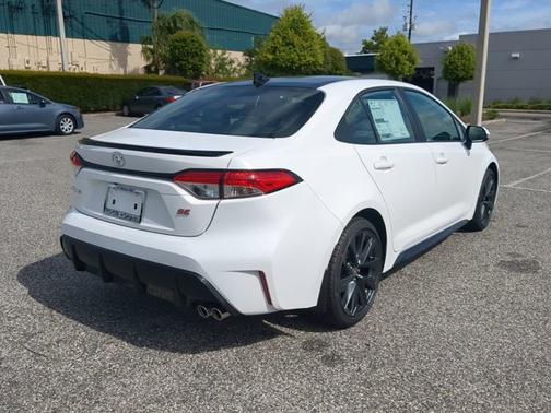 2025 Toyota Corolla SE