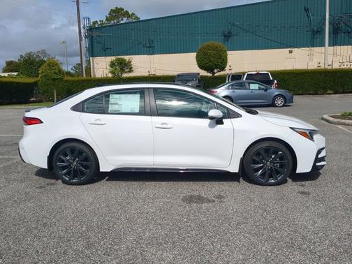 2025 Toyota Corolla SE