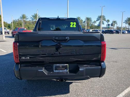 2022 Toyota Tundra SR5