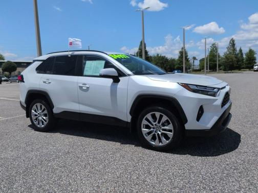 Pearl 2024 Toyota RAV4 XLE Premium