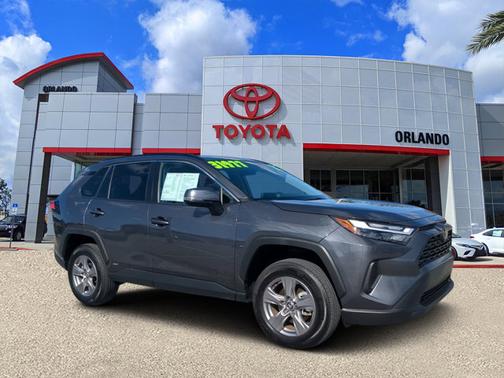 2025 Toyota RAV4 Hybrid XLE