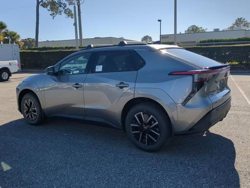 2026 Toyota bZ XLE Plus