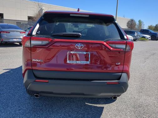 2025 Toyota RAV4 LE
