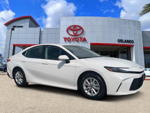 Ice Cap 2025 Toyota Camry LE