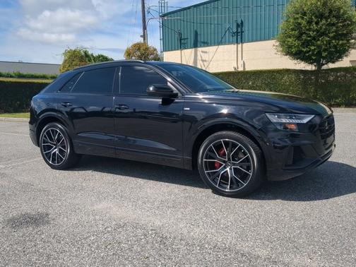 2021 Audi Q8 Premium Plus