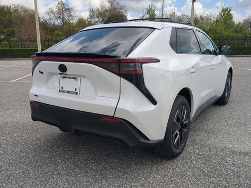 Wind Chill Prl 2026 Toyota bZ XLE Plus