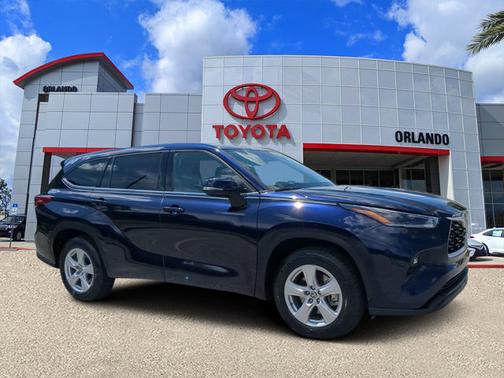 2021 Toyota Highlander LE