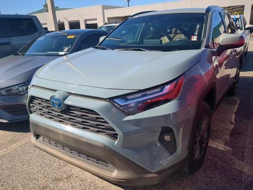 2023 Toyota RAV4 Hybrid XLE Premium