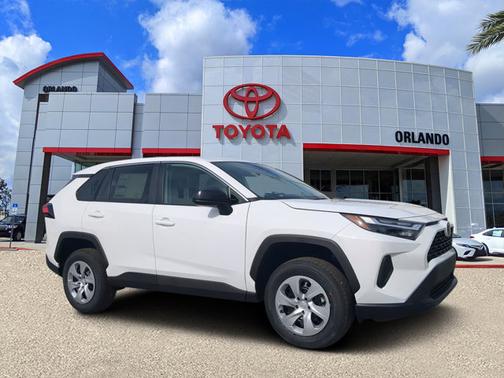 2025 Toyota RAV4 LE