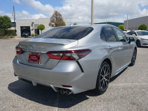 Celestial Silver Metallic 2024 Toyota Camry SE