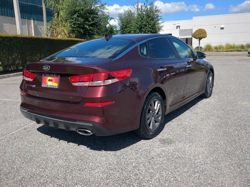 2020 Kia Optima LX