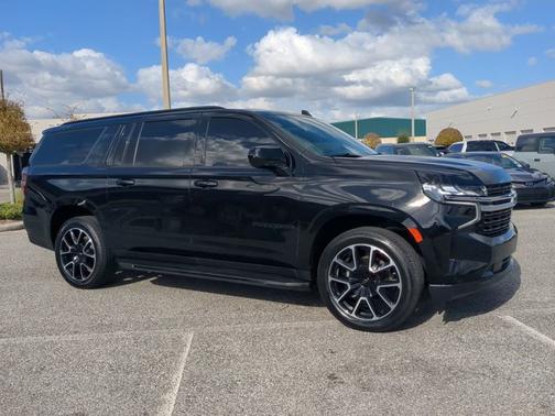 2021 Chevrolet Suburban RST