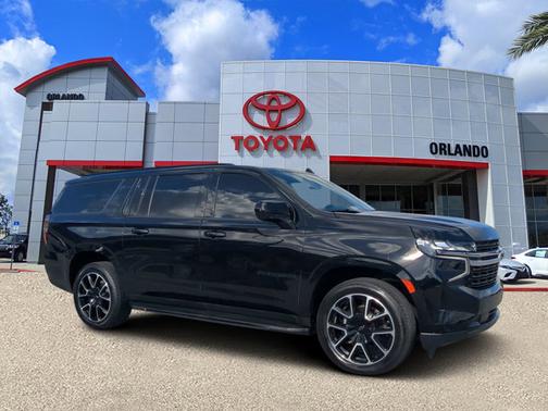 2021 Chevrolet Suburban RST