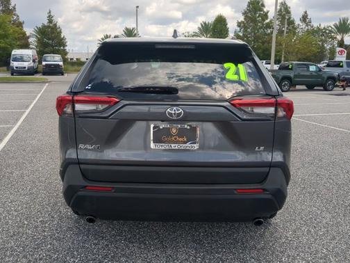 2021 Toyota RAV4 LE