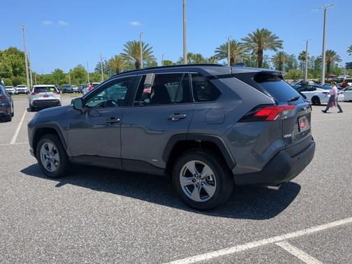 2024 Toyota RAV4 Hybrid LE