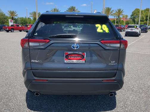 2024 Toyota RAV4 Hybrid LE