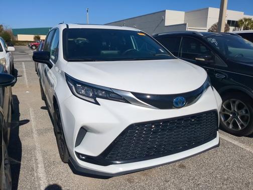 2024 Toyota Sienna XSE