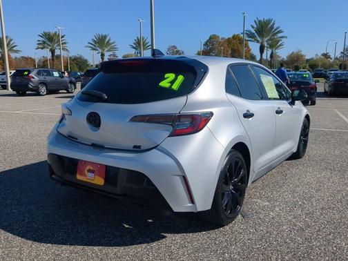 2021 Toyota Corolla Hatchback SE