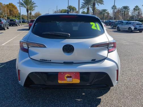 2021 Toyota Corolla Hatchback SE