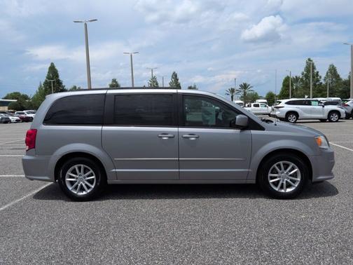 Billet Silver Metallic Clearcoat 2014 Dodge Grand Caravan SXT