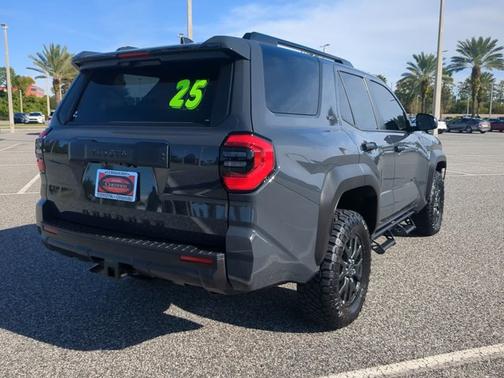 2025 Toyota 4Runner SR5