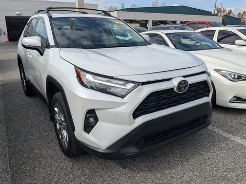 2024 Toyota RAV4 XLE Premium