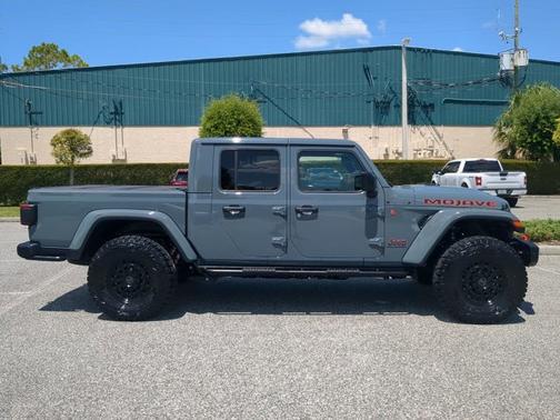 2024 Jeep Gladiator Mojave X