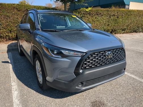 2023 Toyota Corolla Cross LE