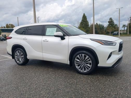 2021 Toyota Highlander Platinum