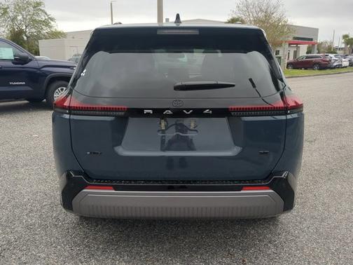 Cloud 2026 Toyota RAV4 SE