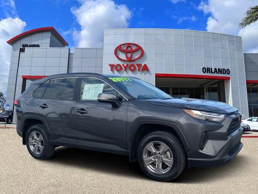 2024 Toyota RAV4 XLE