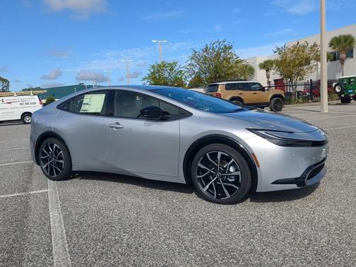 Cutting Edge 2026 Toyota Prius Plug-In Hybrid XSE Premium