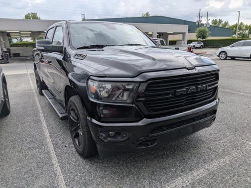 Diamond Black Crystal Pearlcoat 2021 RAM 1500 Big Horn