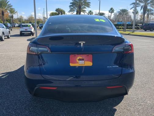 2024 Tesla Model Y Long Range