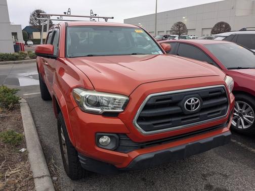 2017 Toyota Tacoma SR5
