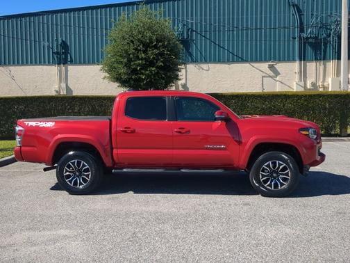 2023 Toyota Tacoma TRD Sport
