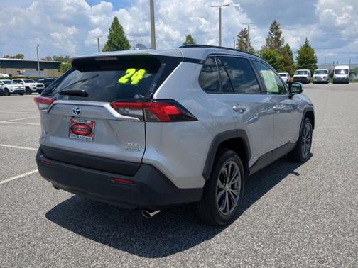 2024 Toyota RAV4 Hybrid XLE Premium