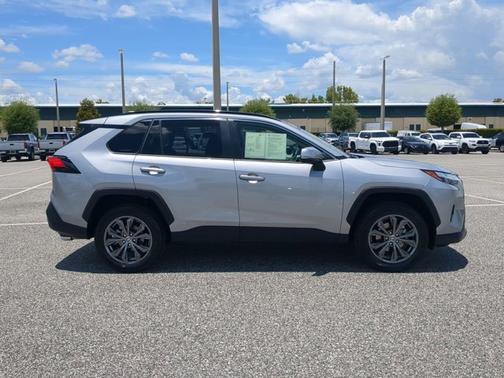2024 Toyota RAV4 Hybrid XLE Premium