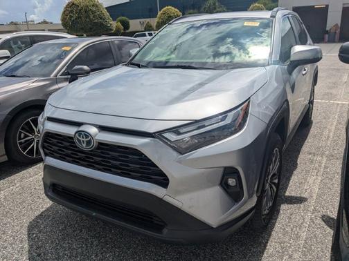 2024 Toyota RAV4 Hybrid XLE Premium