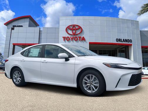Ice 2026 Toyota Camry LE