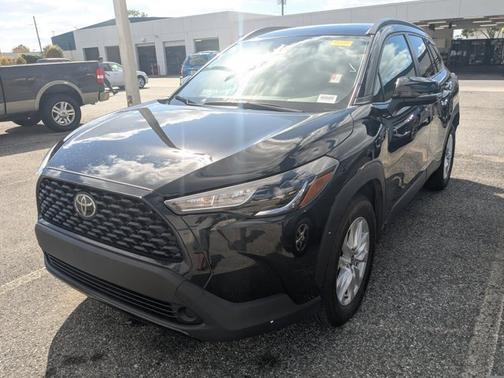 2023 Toyota Corolla Cross LE