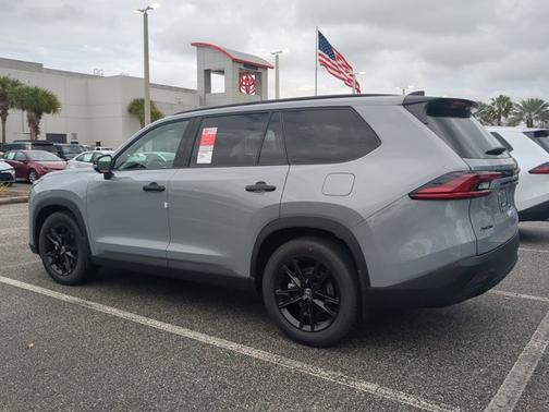 2026 Toyota Grand Highlander Hybrid Nightshade Edition