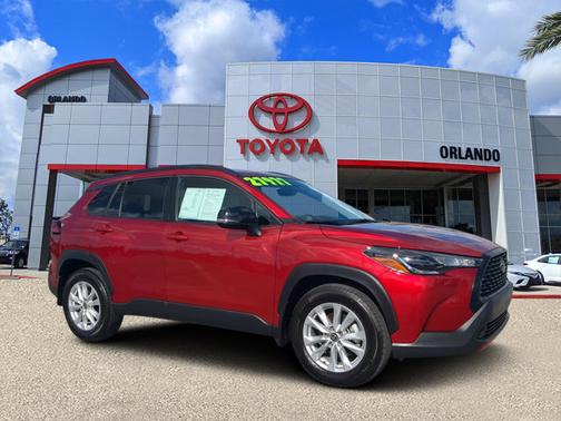 2025 Toyota Corolla Cross LE