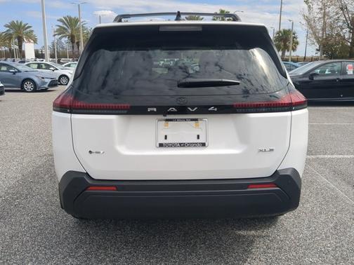 2026 Toyota RAV4 XLE