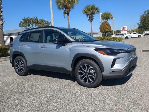 2026 Toyota Corolla Cross Hybrid SE