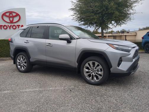 2025 Toyota RAV4 Limited