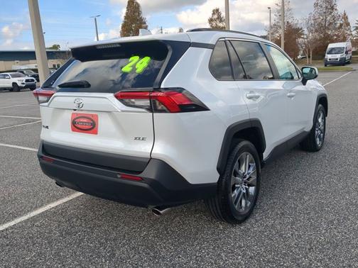 2024 Toyota RAV4 XLE Premium