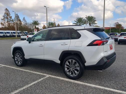 2024 Toyota RAV4 XLE Premium