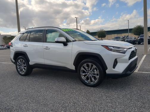 2024 Toyota RAV4 XLE Premium